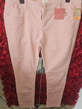 Mossimo Supply Co. NWT Pale Pink Skinny Cord Jeans Fit 6 Size 13